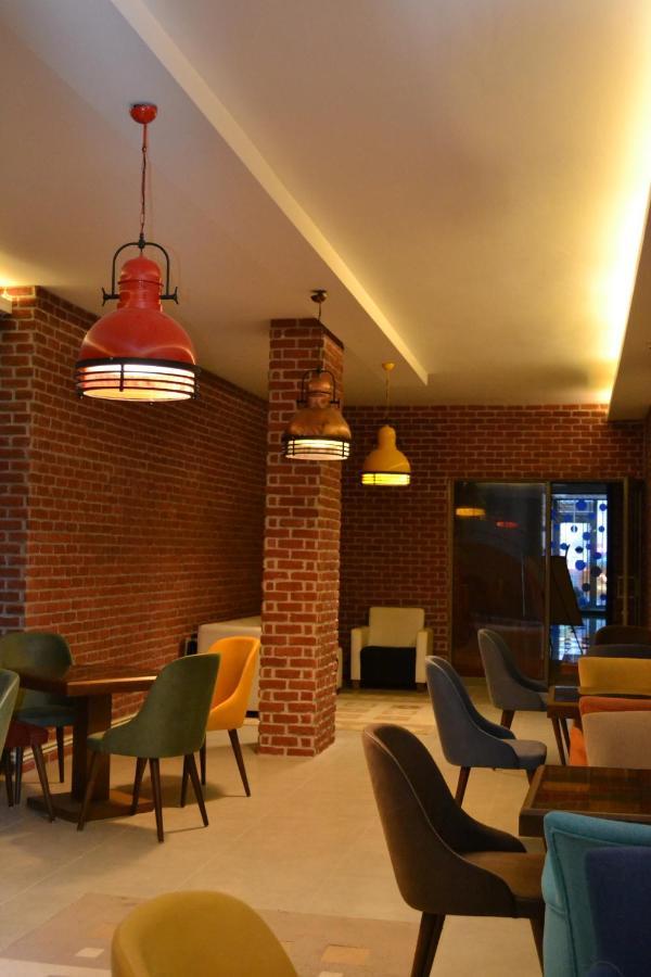 Samsun Kapris Hotel Buitenkant foto