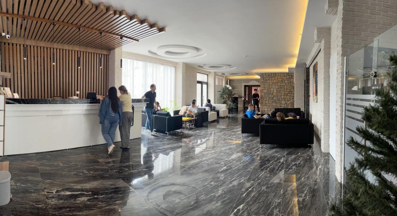 Samsun Kapris Hotel Buitenkant foto