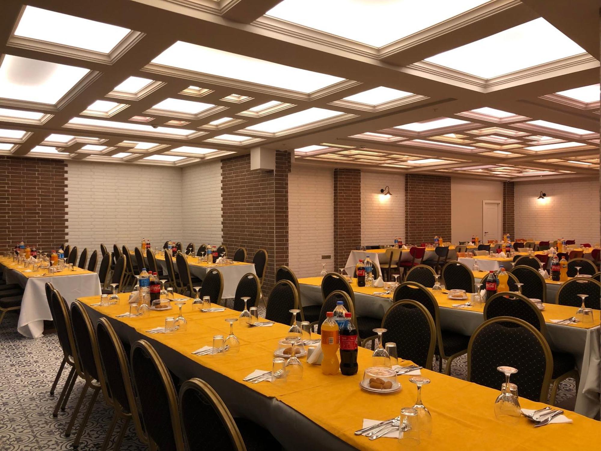 Samsun Kapris Hotel Buitenkant foto