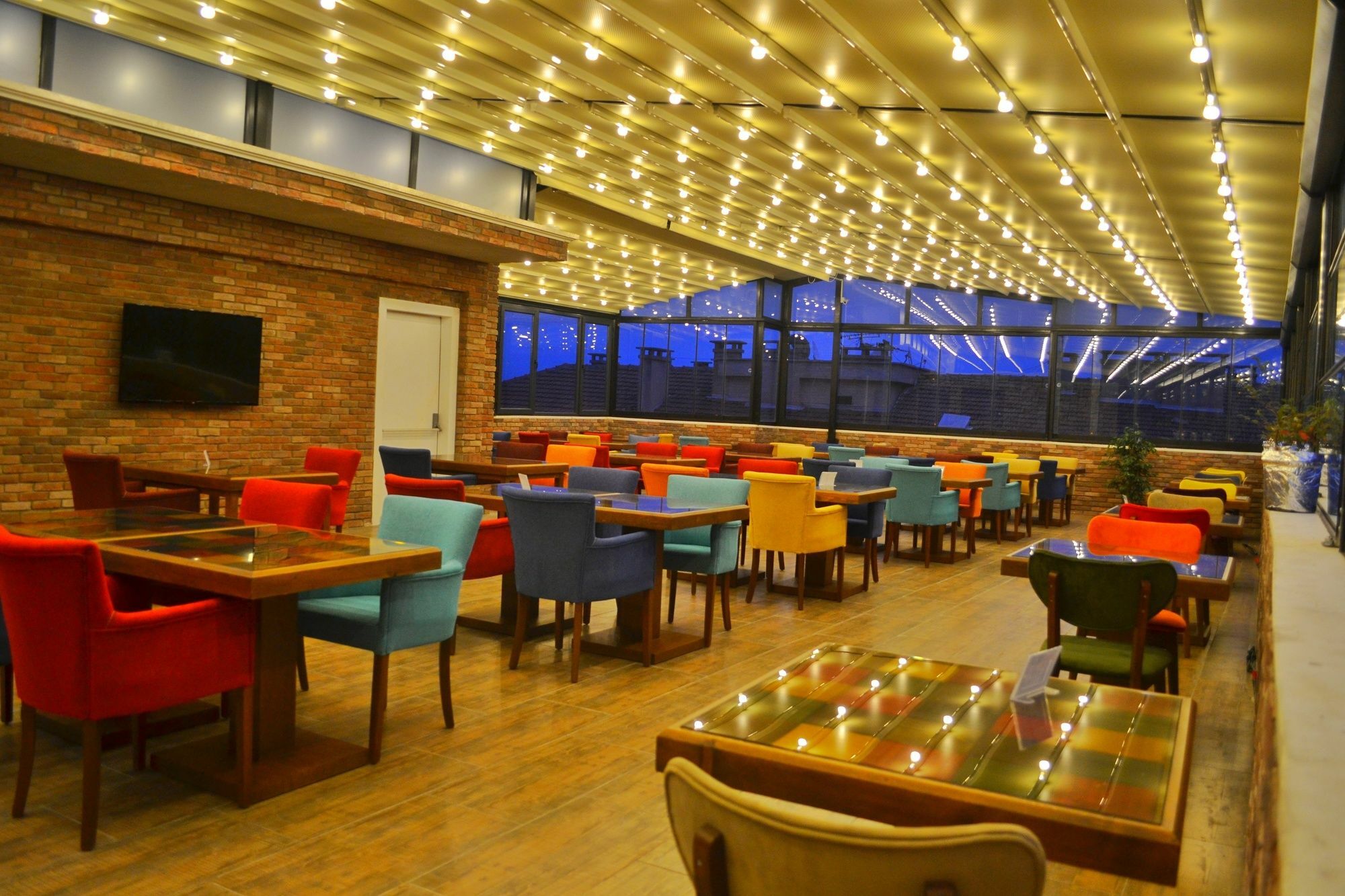 Samsun Kapris Hotel Buitenkant foto